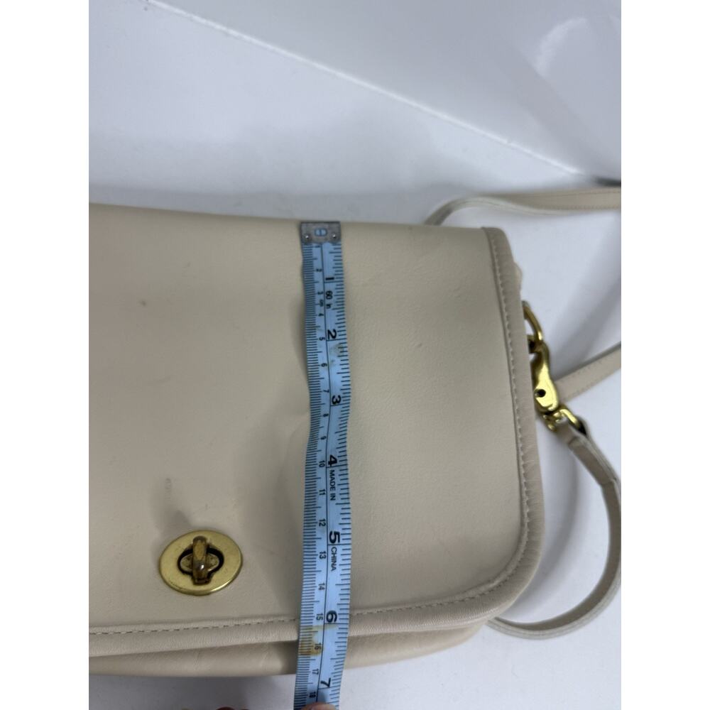Vintage 80’s Rare Leather Coach Ivory Clutch Crossbody Bag 009-1020 USA - Picture 11 of 11